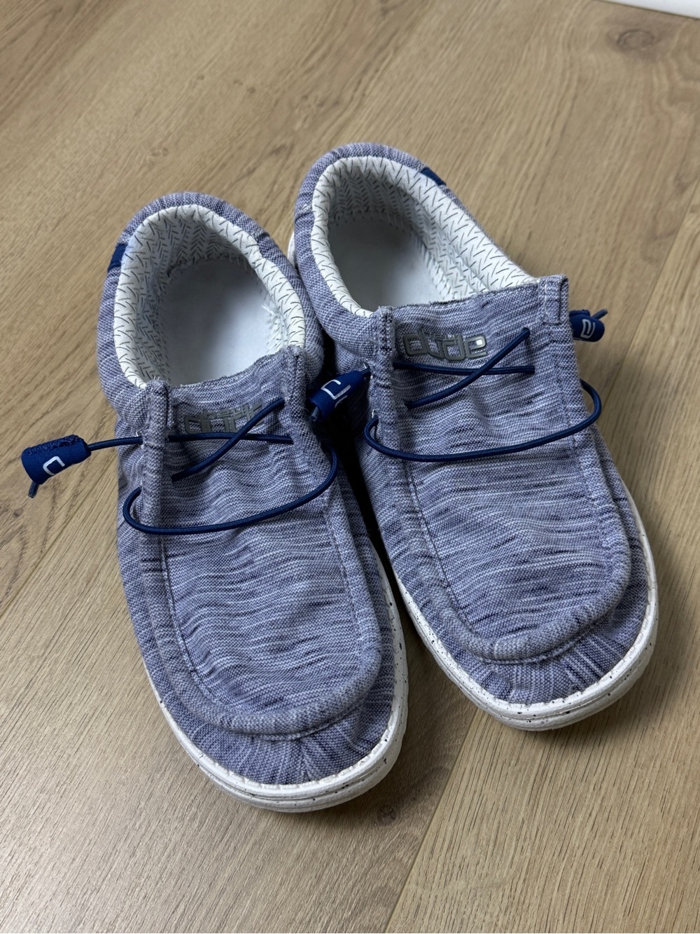 Hey Dude men’s Wally Knit Slip-On Sneakers in Heathered Blue size 9 - Picture 10 of 10